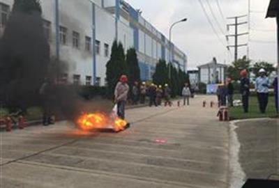 德創(chuàng)環(huán)保參加江蘇淮陰發(fā)電有限責(zé)任公司消防技能競(jìng)賽