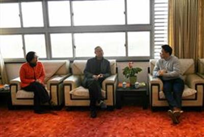 紹興市袍江管委會(huì)閭小峰主任等領(lǐng)導(dǎo)一行蒞臨德創(chuàng)環(huán)保進(jìn)行新春慰問